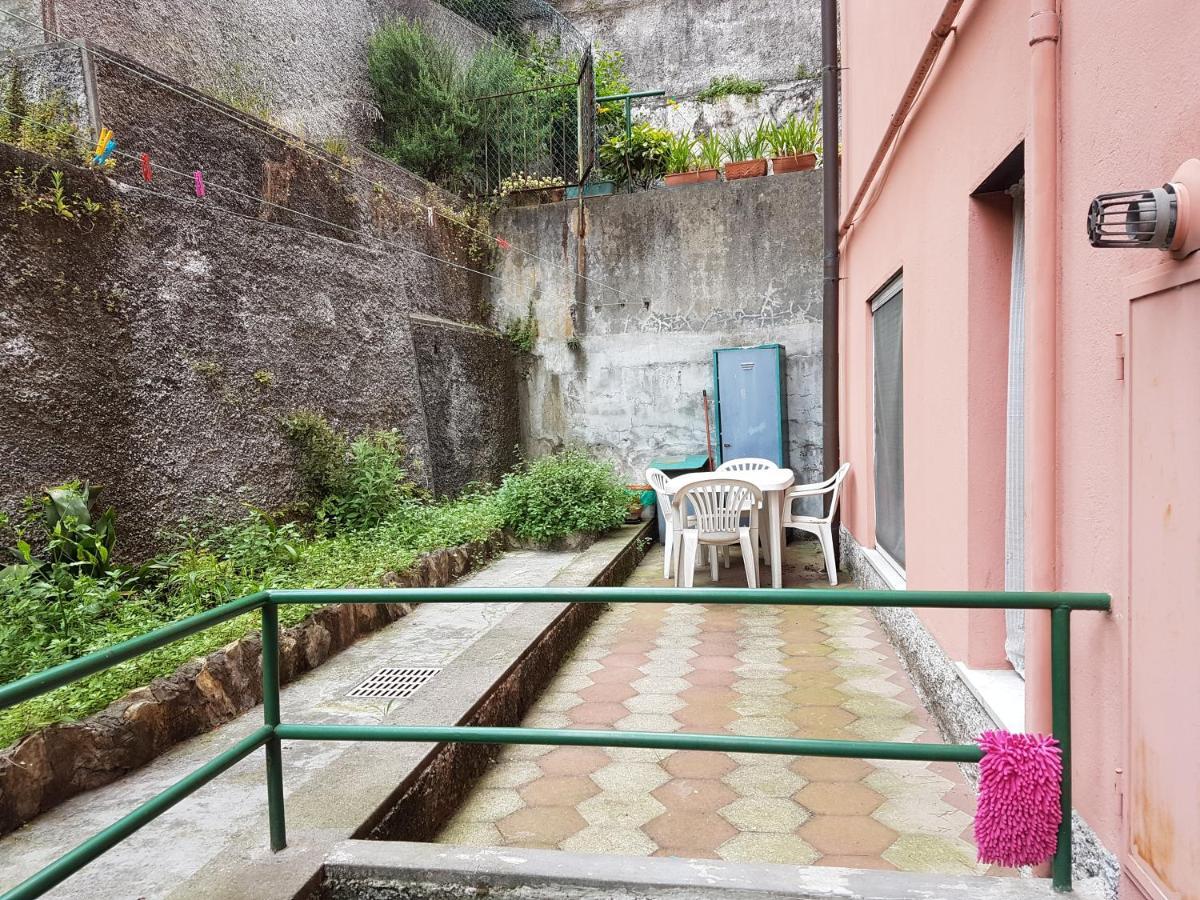 Apartamento La Casa Di Ari Vicinissimo Ospedale Gaslini Genova Exterior foto